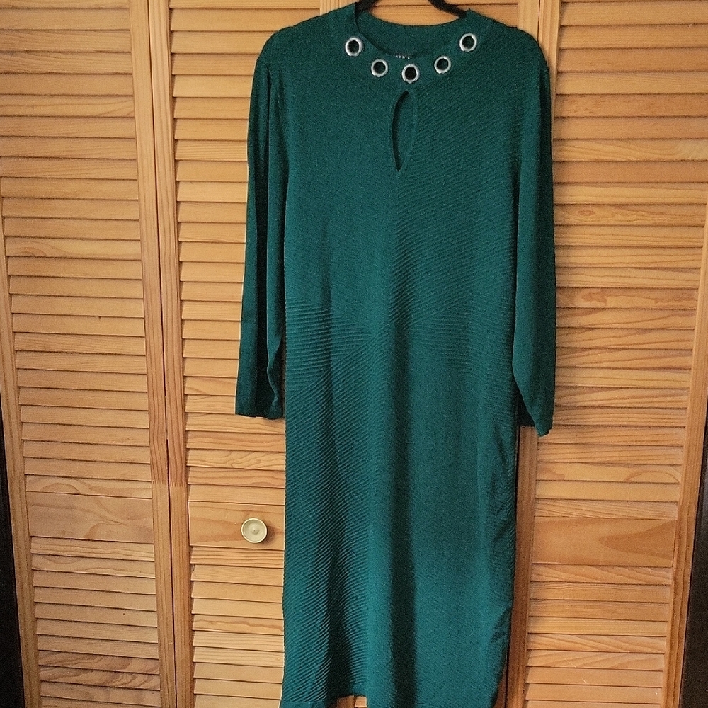 Torrid Dark Green Keyhole Grommet Neckline 3/4 Sleeve Knit Bodycon Dress Size 4